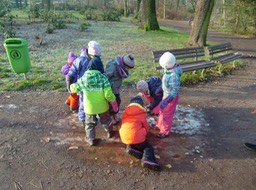 Winter im Zoo und im Kindergarten (6)